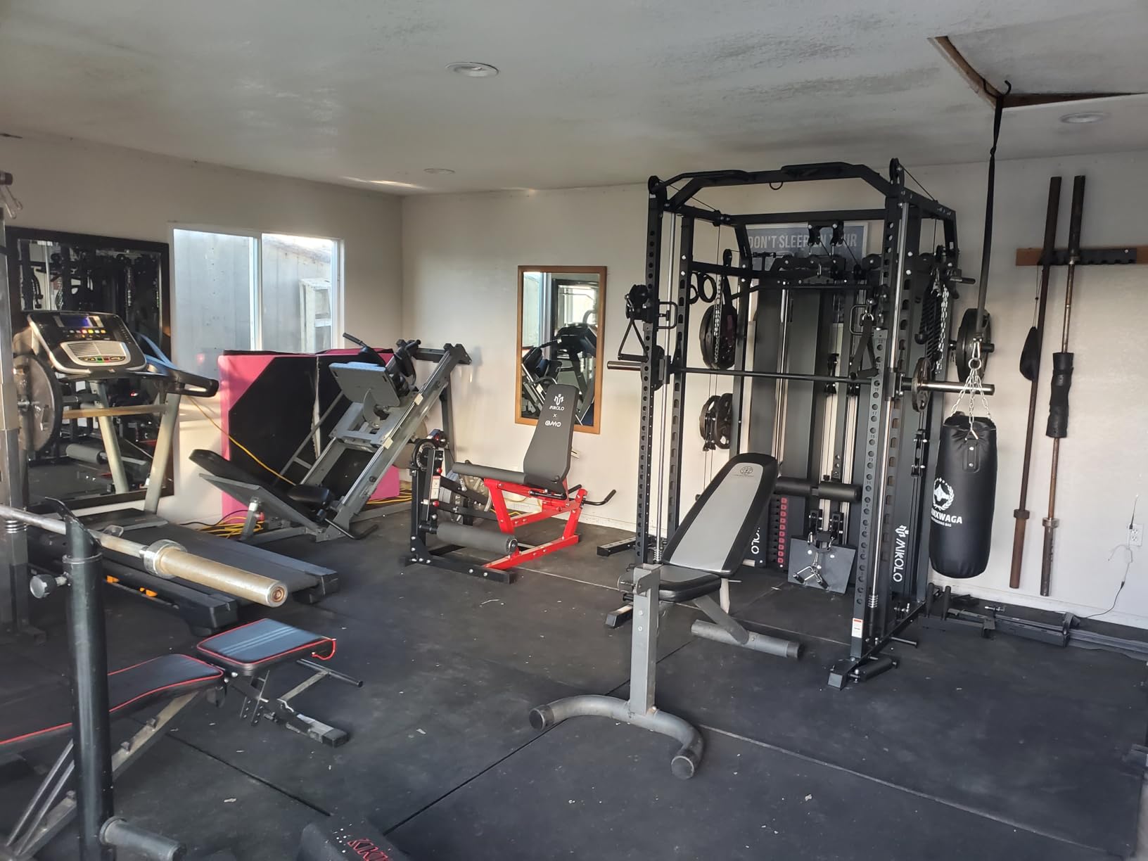 Mikolo Smith Machine with Weight Stack, Power Cage Home Gym System with LAT Pulldown & Cable Crossover, Multi-Functional Trainer with Dual Pulley System customer photo 1