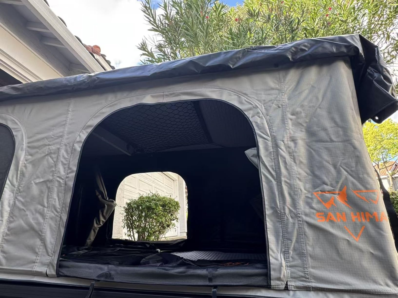 SanHima Rooftop Tent Hard Shell - Gibb Overland Aluminium Roof Top Tent 360° View, w/Tri-Color LED Strip Light & 1.97