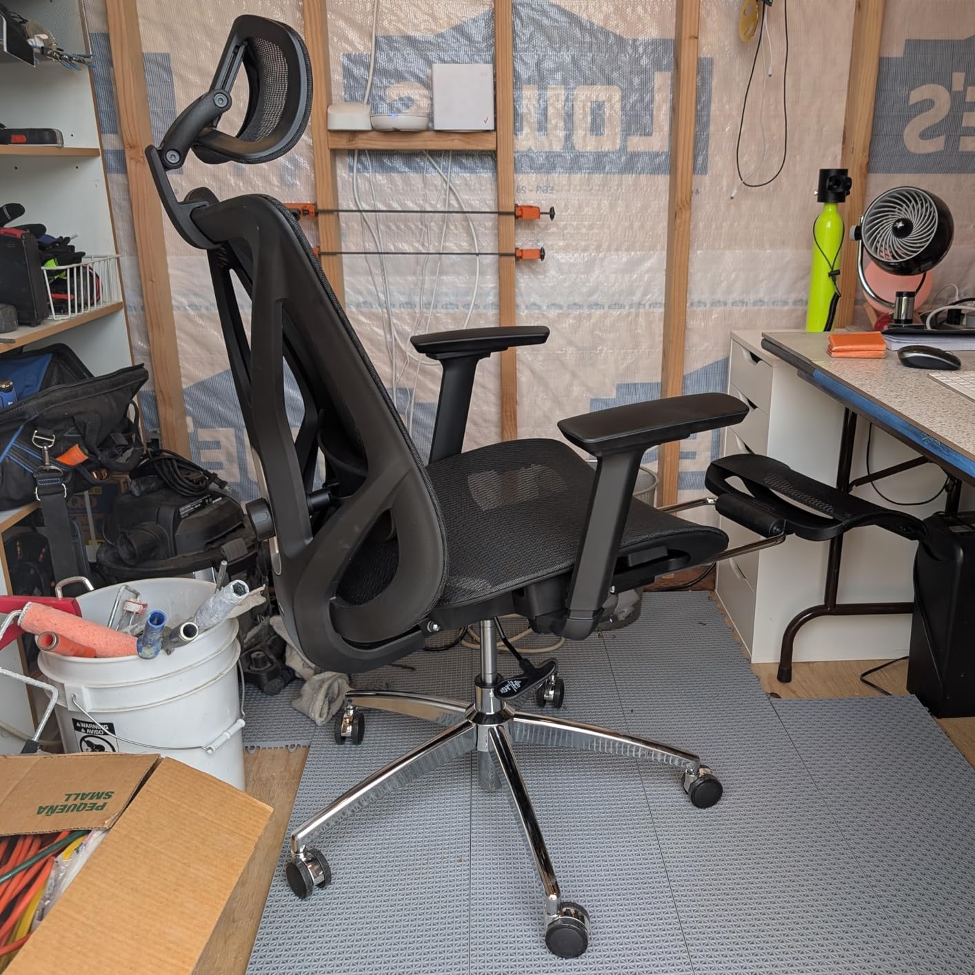 GABRYLLY Ergonomic Office Chair with Footrest, 135° Reclining Desk Chair with Adjustable Lumbar Support,3D Armrest,Headrest & Large Steel Base, 300LBS Heavy Duty Mesh Chair customer photo 2