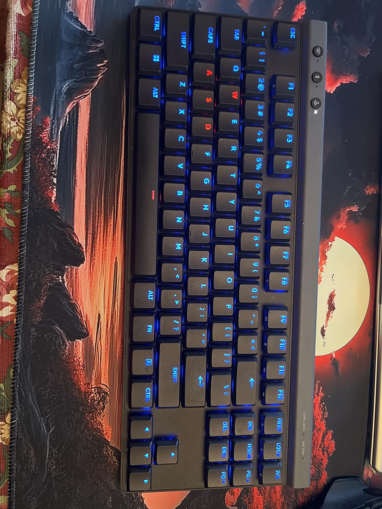 Logitech G515 Wireless Gaming Keyboard TKL, Low Profile, LIGHTSYNC RGB, Thin Tenkeyless Design, Double-Shot PBT Keycaps, Tactile Brown Mechanical Switches customer photo 1
