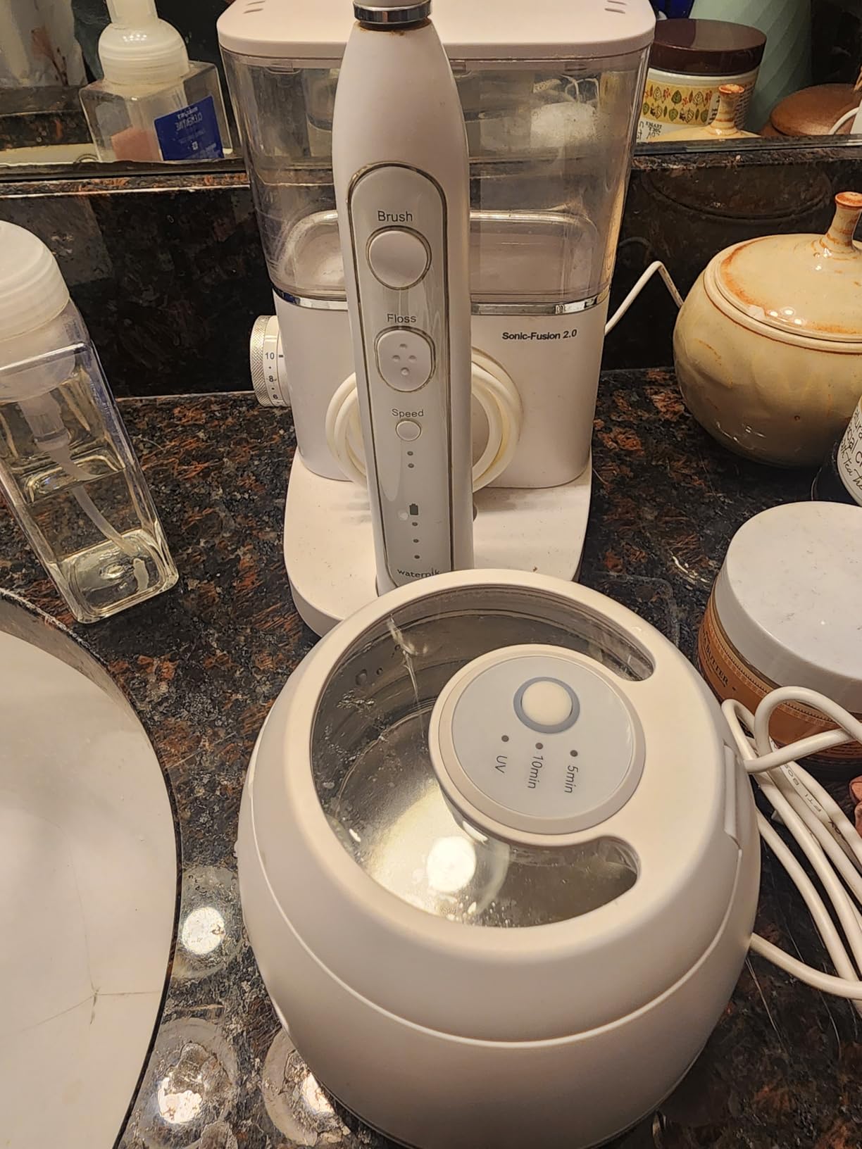 Beser Ultrasonic Retainer Cleaner, 2X Clean, 4X Sterilize, Dental Retainer Cleaner Machine Pod for Aligner, Nightguard, Mouth Guard, Denture Cleaner, Oral Dental Care, IPX6, 200ML, White customer photo 1