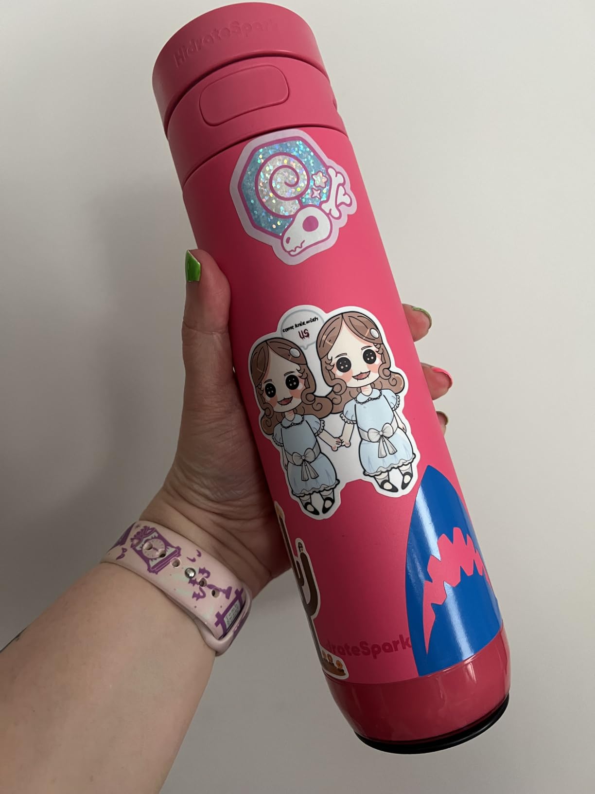 HidrateSpark PRO 2 32oz Bundle - Smart Hydration Bottle with Clinically Accurate Water Tracking & Extended Battery Life - Syncs with Apple Health, Fitbit, Smart Rings & Watches - Flamingo customer photo 1