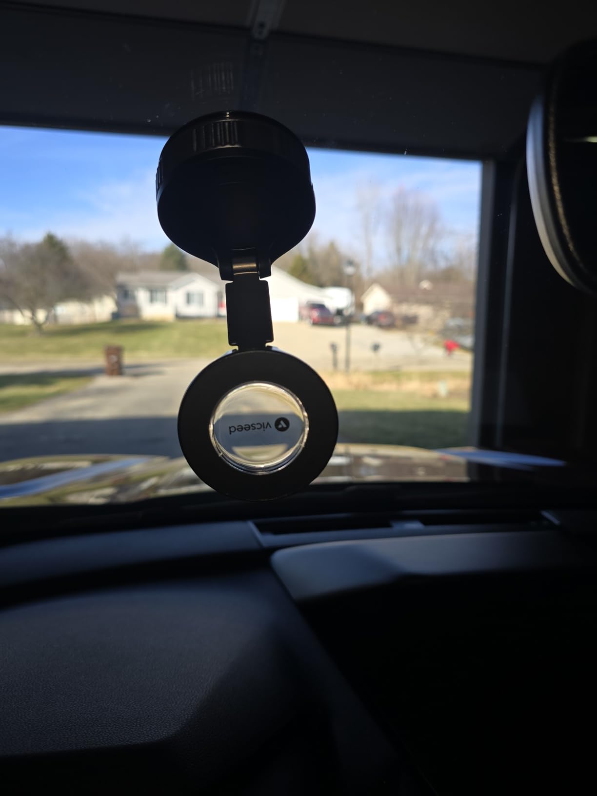 VICSEED 2026 Upgraded Car Phone Holder for Magsafe Car Mount [85 LBS Strongest Suction] Vacuum Magnetic Phone Holders for Your Car customer photo 2