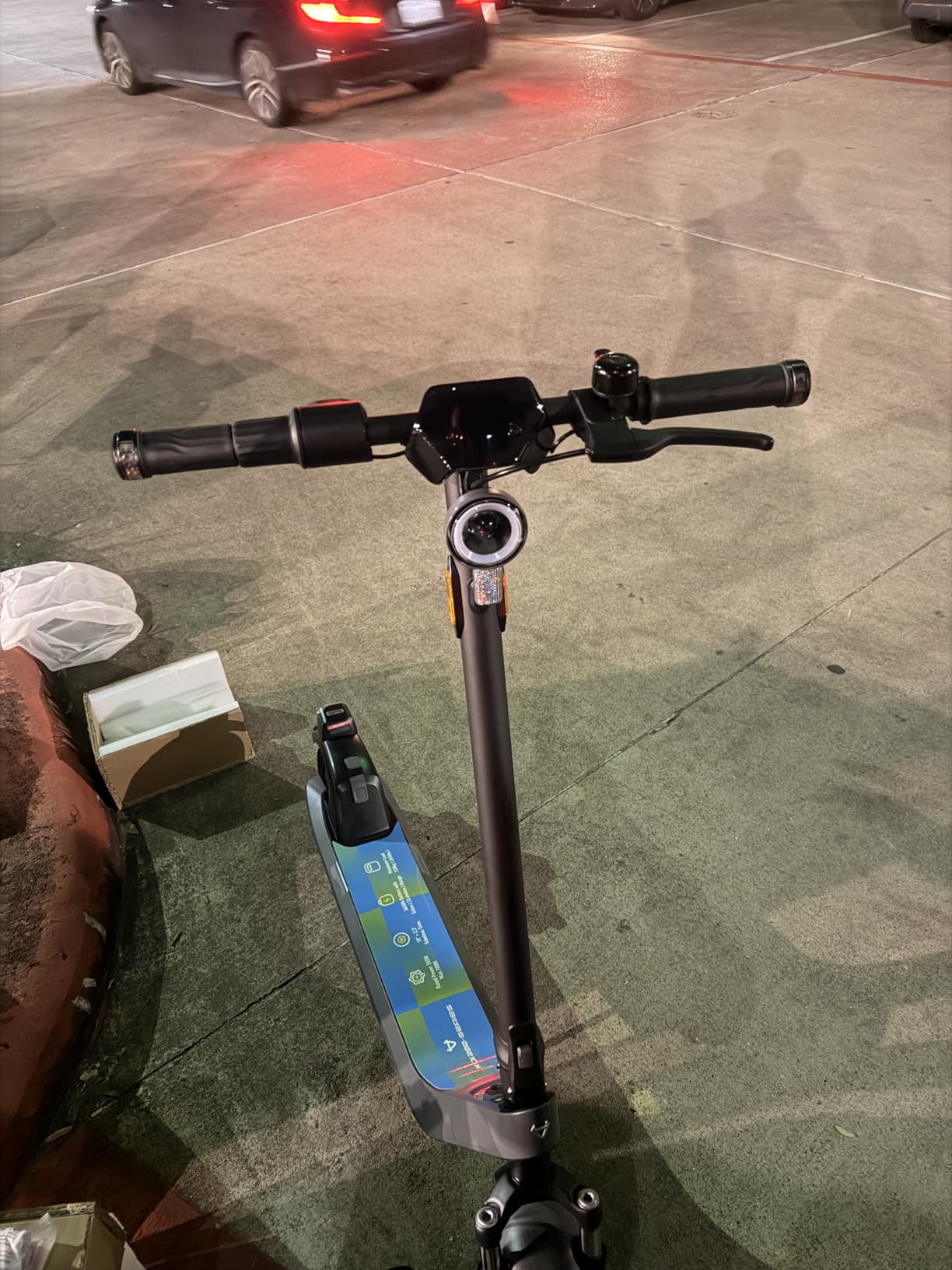NIU K200P Electric Scooter - 700W Peak Power, 33.6 Miles Range, 20 MPH customer photo 2