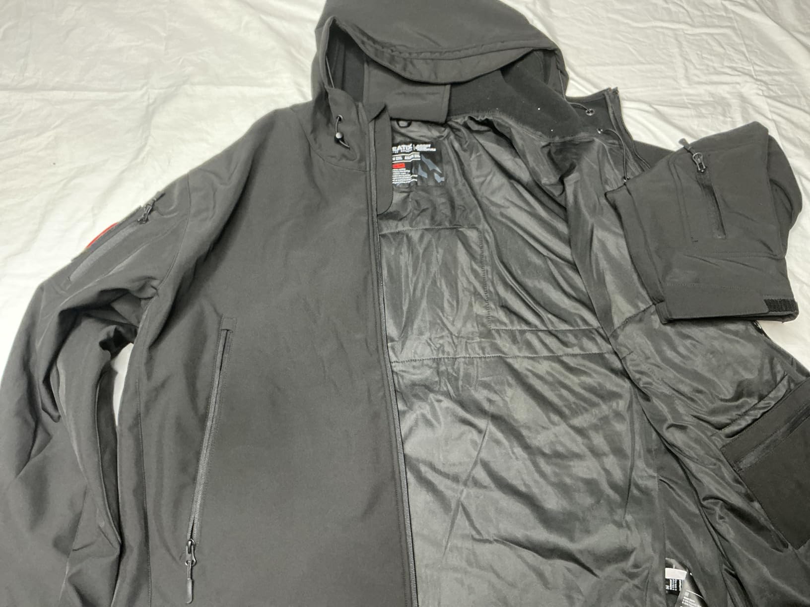 Heated Jacket for Men with 12V Battery Pack, Winter Outdoor Soft Shell Electric Heating Coat with Foldable Hood customer photo 1