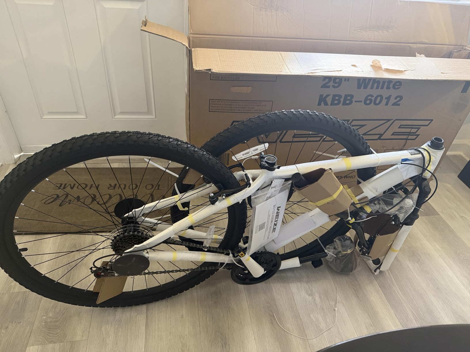 WEIZE Hardtail Mountain Bike, 29 Inch Wheels Outdoor Cycling Bike, 21-Speed Trigger Shifter, Aluminum Frame for Men and Women, Comfort Saddle, MTB Bicycle with Suspension Fork customer photo 2