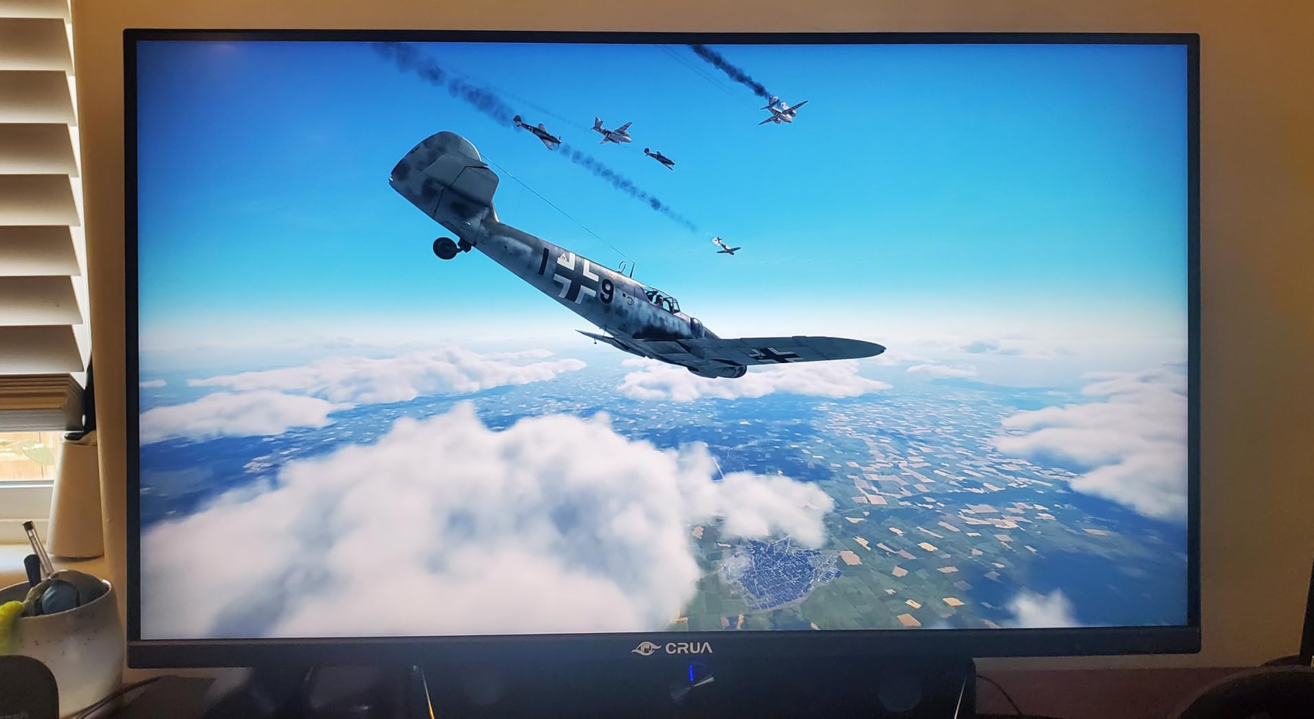 CRUA 27 Inch Gaming Monitor 360HZ, 2K QHD 2560x1440 IPS Panel White Computer Monitors with Built in Speakers, Support AMD FreeSync, 120% sRGB, Blue Light Filter, DP1.4 & HDMI2.1, Wall Mountable customer photo 2