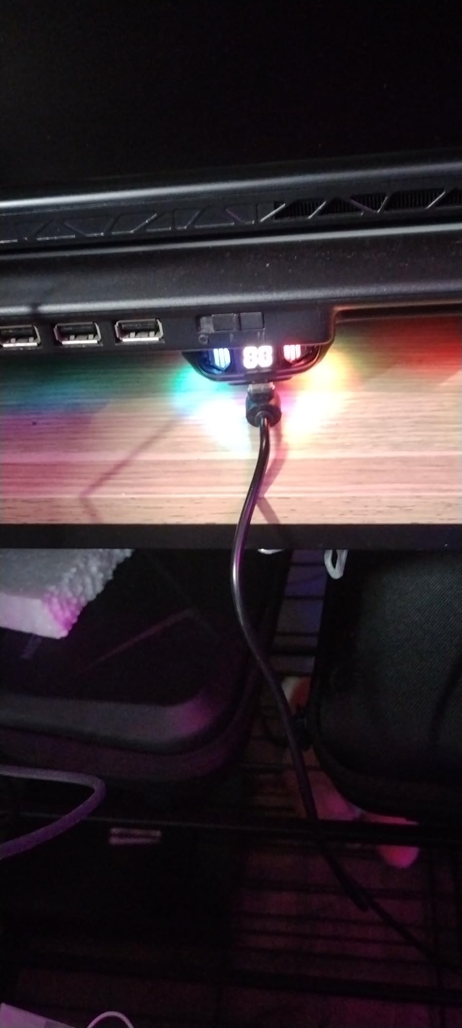 darkFlash Magnetic Cell Phone Cooler for Gaming, Portable Phone Cooling Fan with Rechargeable Battery, Phone Radiator with RGB Light customer photo 1