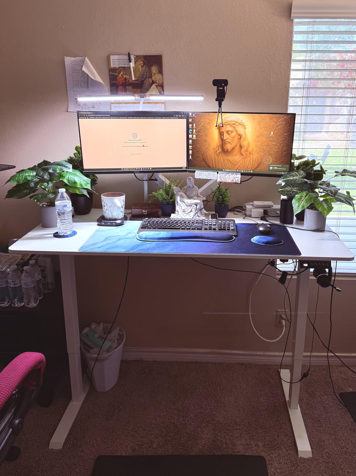 Veken 47.2 Standing Desk, Adjustable Height Office Desk with Wood Desktop, Computer Table for Home Work, Study and Gaming, Small Spaces, Modern Furniture, Black customer photo 2