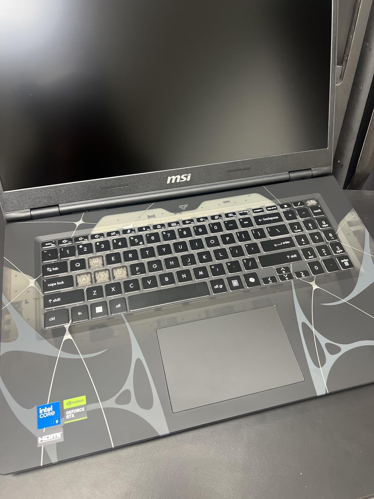 msi Cyborg 17 17.3