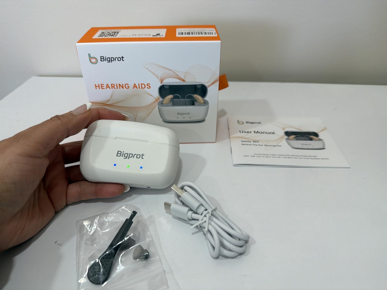 Rechargeable Hearing Aids for Seniors, OTC Hearing Aids with Digital Chips, Smart Noise Reduction, Comfortable and Invisible Wearing, Drying Function, 120H Case Capacity, 4 Scene Modes customer photo 2