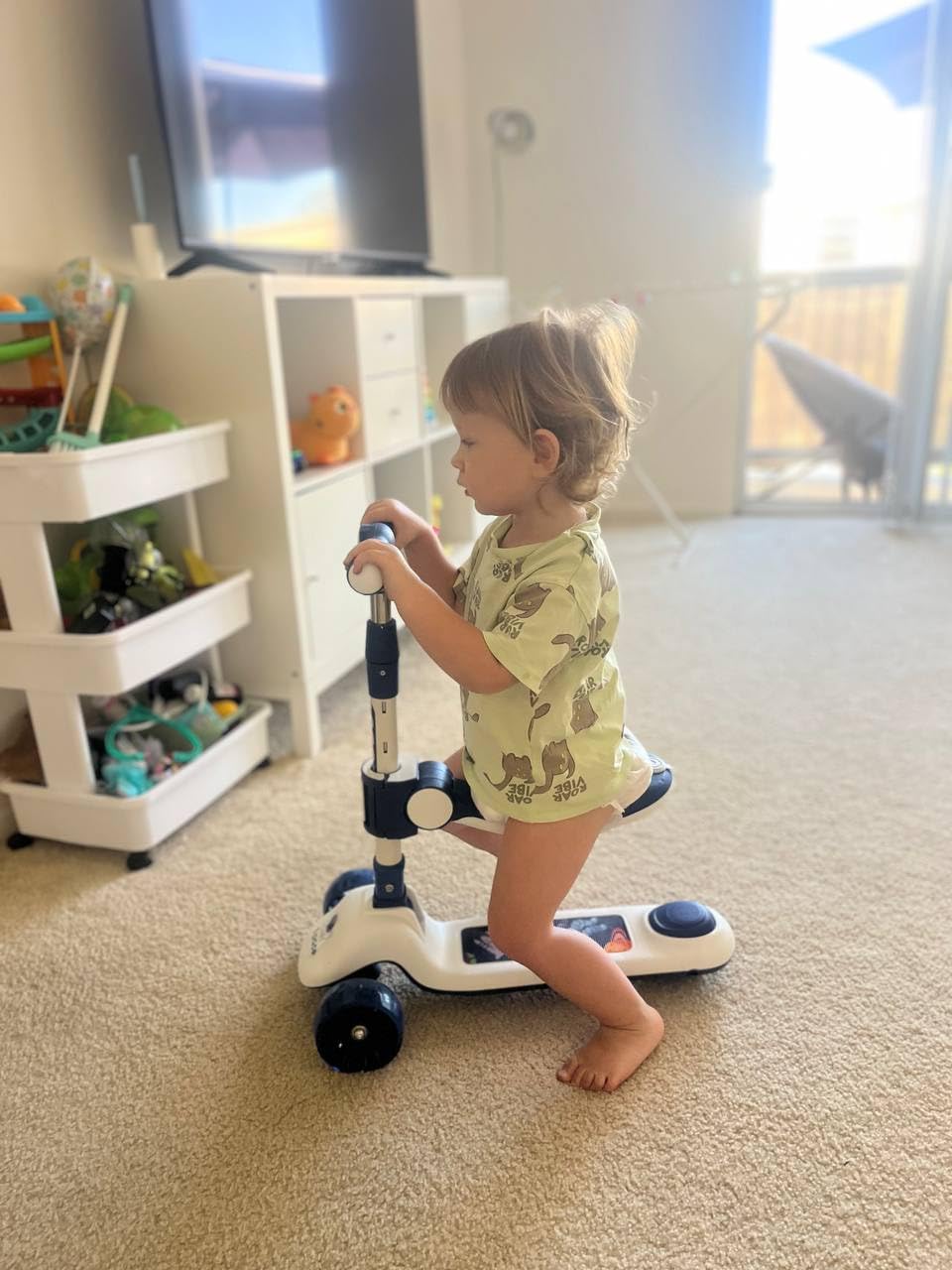 VOLPAM C001 Electric Scooter for Kids, 80W Motor, Max Safe Speed 5MPH, 3 Adjustable Height, Lean-to-Steer, 3.5