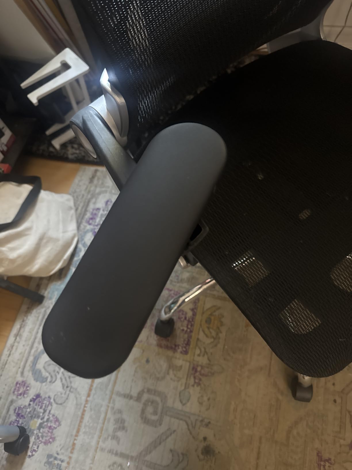 Ergonomic Office Chair, Mesh Seat Cushion with 3D Armrests and 3D Headrest, Adjustable Lumbar Support with 90-120° Rocking Function customer photo 1