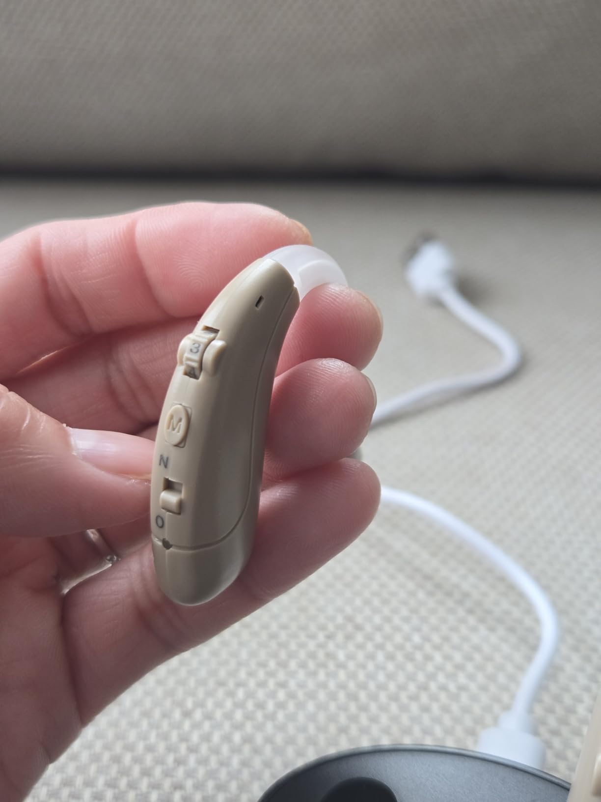Hearing Aids for Seniors with Hearing Loss - Invisible Hearing Amplifiers for Adults with Noise Cancelingand Volume Control Comfort In-ear Hearing Devices (black) customer photo 1