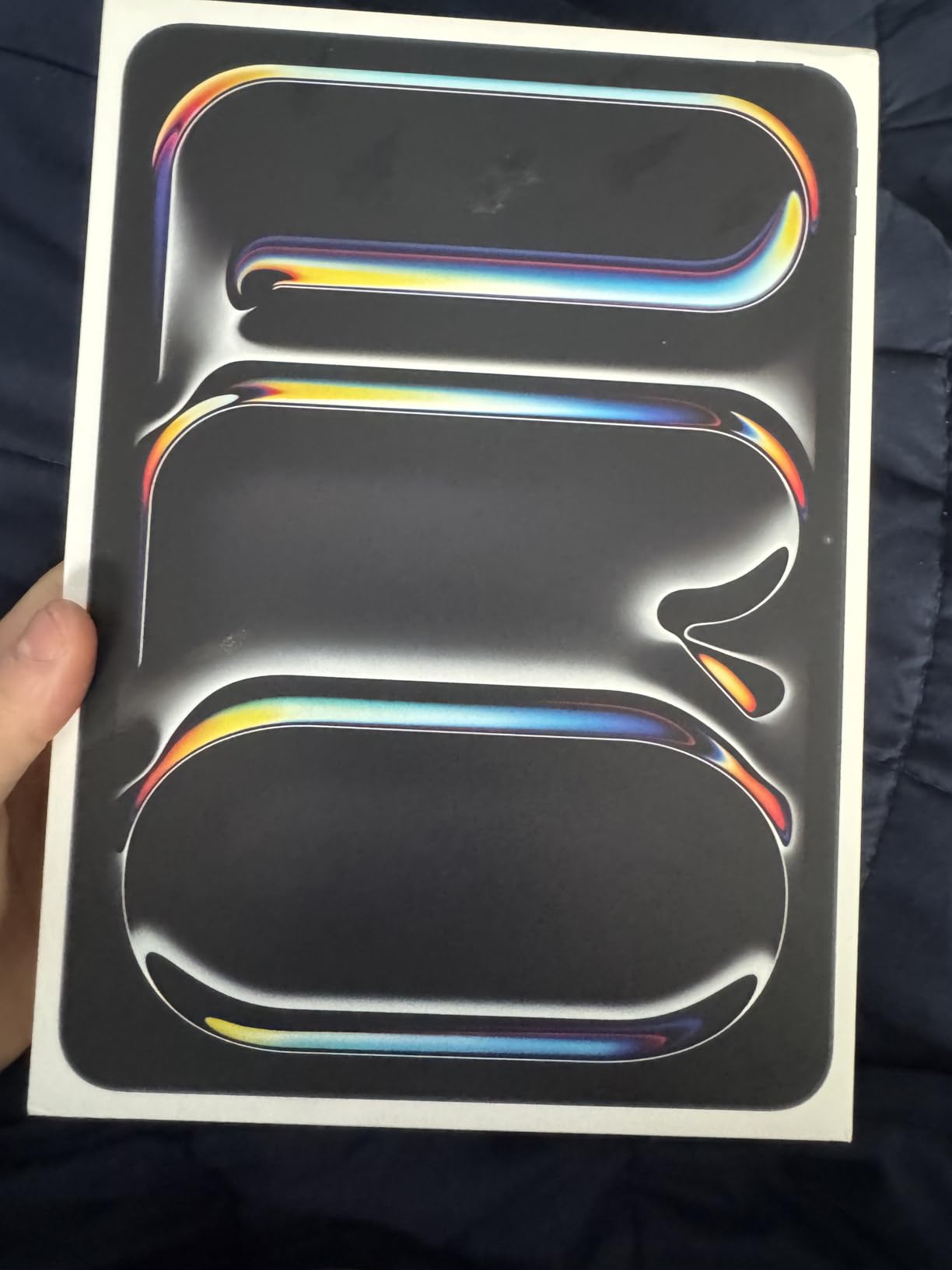 iPad Pro 11-inch (M5): Ultra Retina XDR Display, 256GB, Landscape 12MP Front Camera/12MP Back Camera, LiDAR Scanner, Wi-Fi 7 with Apple N1, Face ID, All-Day Battery Life - Space Black customer photo 1