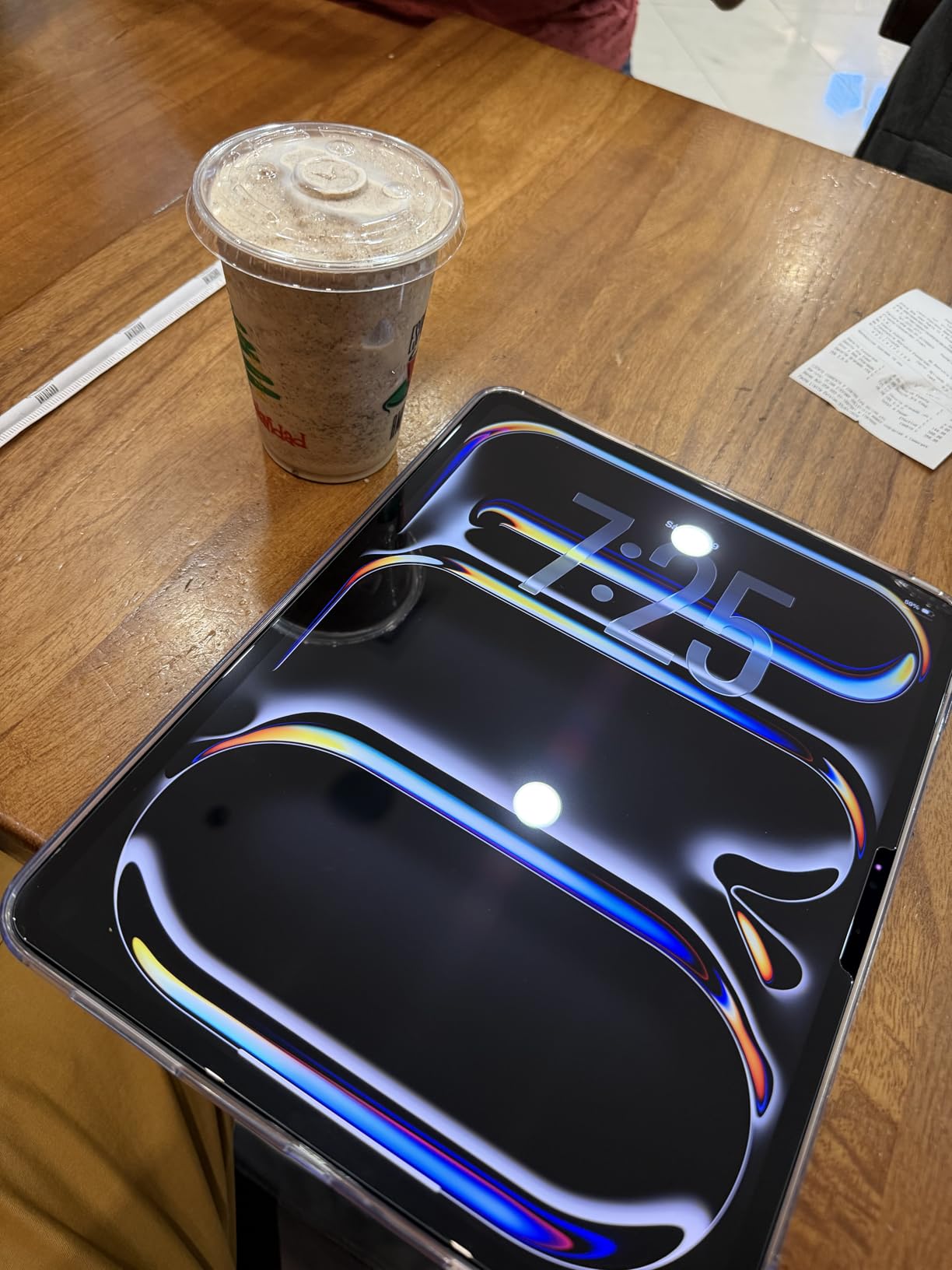 iPad Pro 13-inch (M5): Ultra Retina XDR Display, 256GB, Landscape 12MP Front Camera/12MP Back Camera, LiDAR Scanner, Wi-Fi 7 with Apple N1, Face ID, All-Day Battery Life - Space Black customer photo 2
