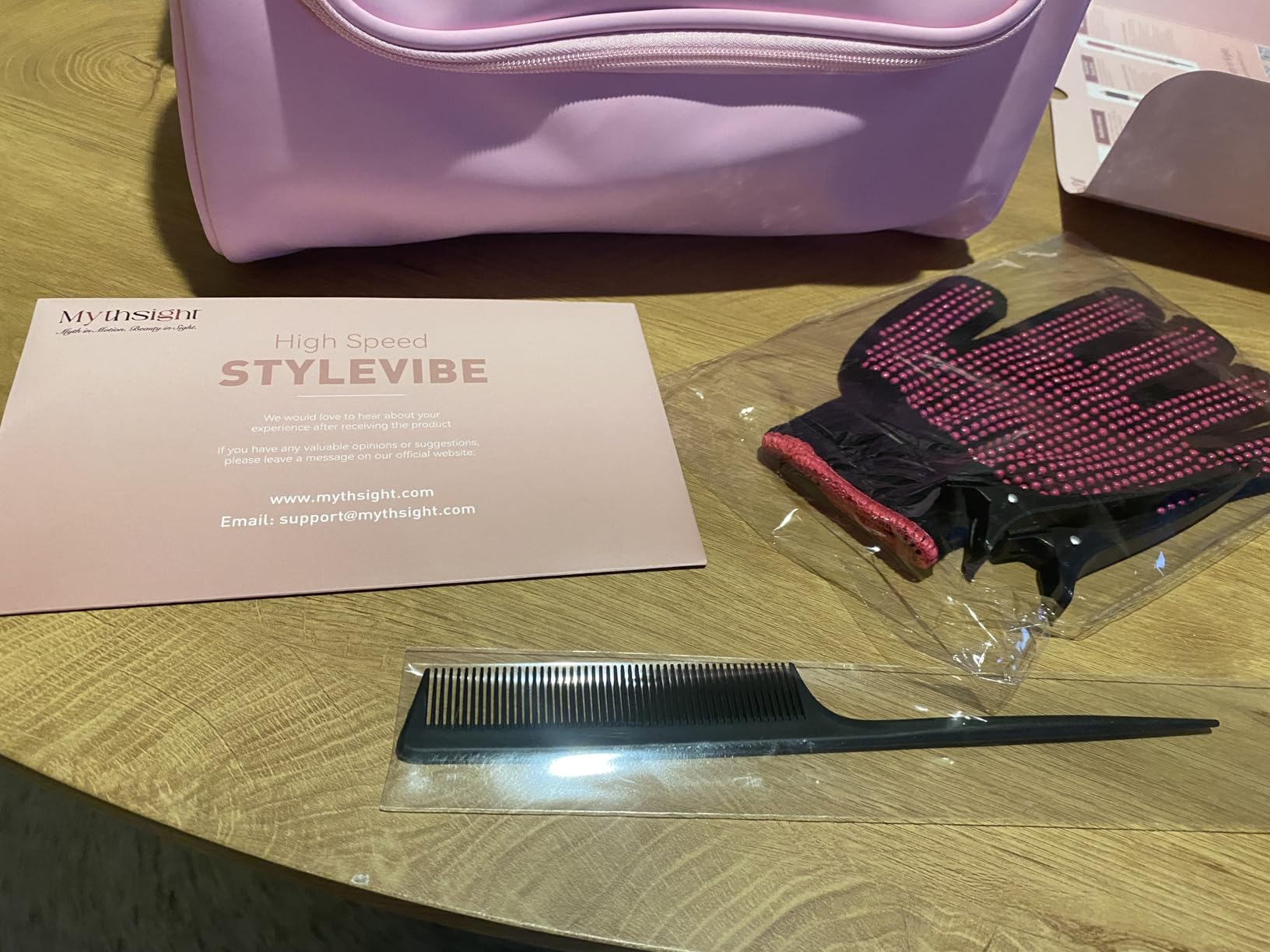 StyleVibe 6-in-1 Air Styler, Hair Dryer & Blow Dryer Brush with Travel Case - Auto Wrap Curls (L/R), Fast Drying, Thermal Round Brush for Smooth Blowouts & Frizz-Free Volume, No Heat Damage customer photo 2