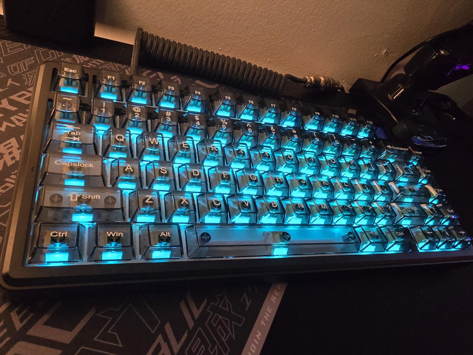 dagaladoo Black Clear Keyboard keycaps,Transparent keycaps 60 75 100 Percent,Crystal Jelly Key Cap Set,Shine Through Key caps.,Cherry Profile Key caps for Mx Switches Mechanical Keyboard customer photo 2