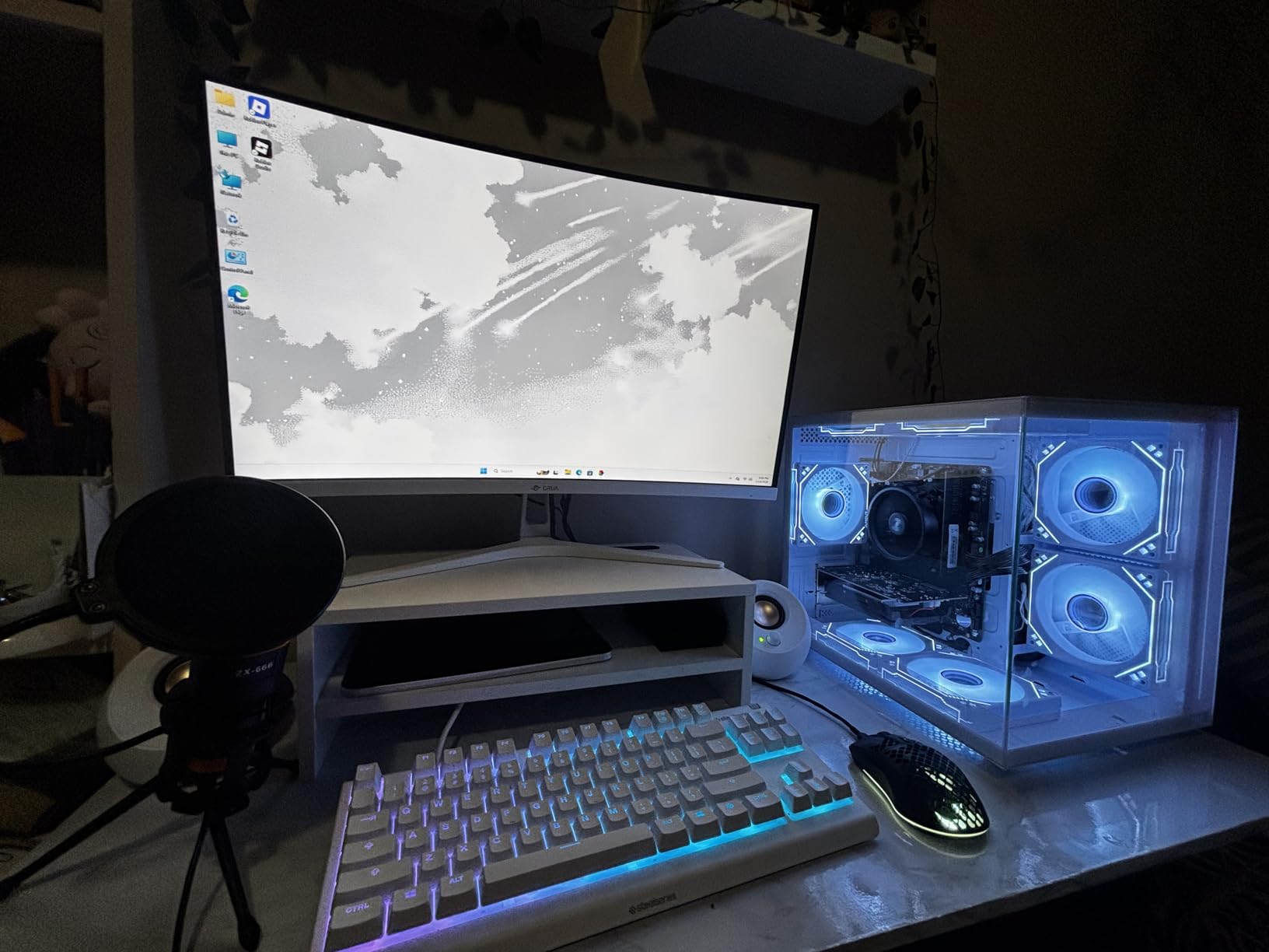 suevery Prebuilt Gaming PC, 16G RAM, AMD Ryzen5 6Cores 3.6G Up to 4.1G, 512G SSD Wi-Fi 6 White Desktop Computer customer photo 1
