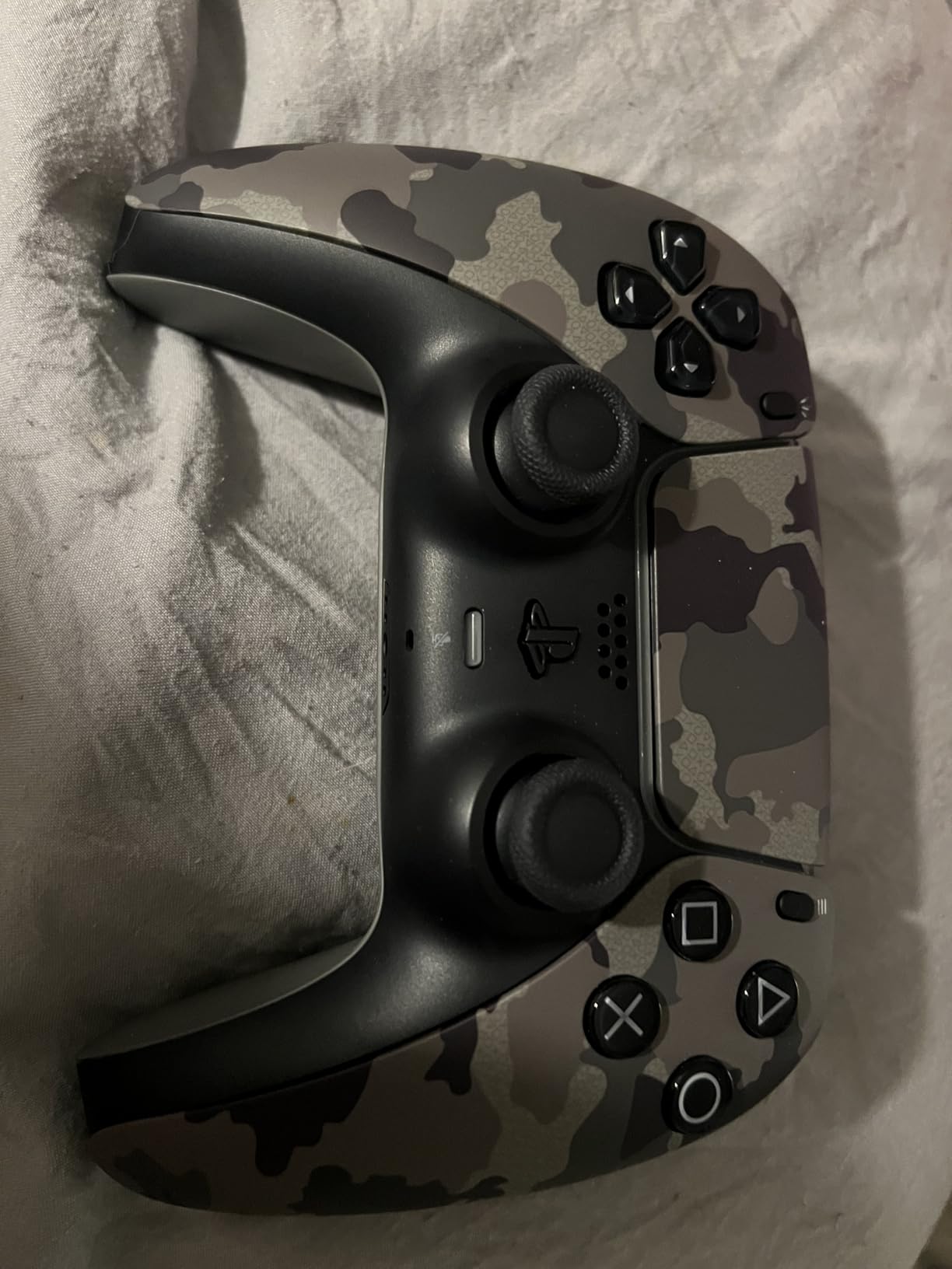 PlayStation DualSense™ Wireless Controller - Gray Camouflage - For PS5, PC, MAC & Mobile customer photo 1