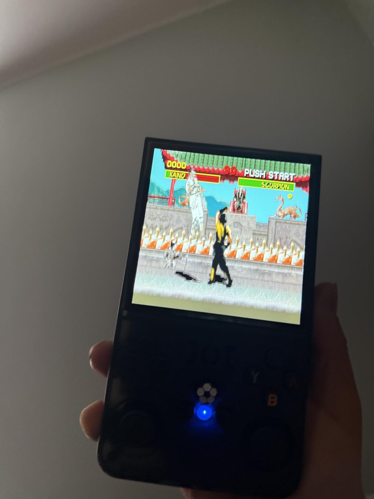 R36MAX Retro Handheld Game Console 4.0 Inch IPS HD Screen customer photo 2