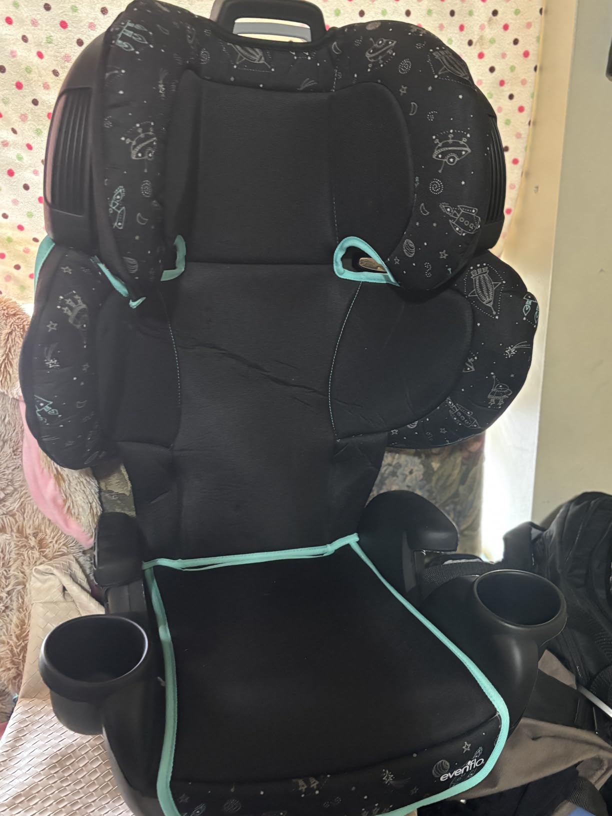 Evenflo GoTime LX Booster Car Seat (Quincy Blue) customer photo 2