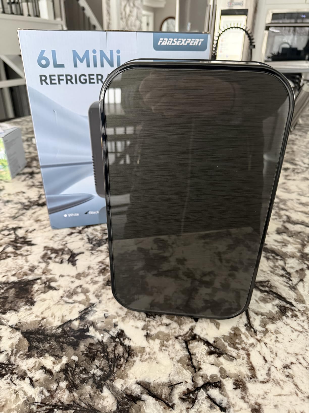 Skincare Fridge with Glass Panel, 6L Mini Fridge for Home/Car, AC/DC Portable Thermoelectric Cooler and Warmer, Makeup Mini Compact Refrigerator for Skincare Cosmetics Food Drinks (White) customer photo 1