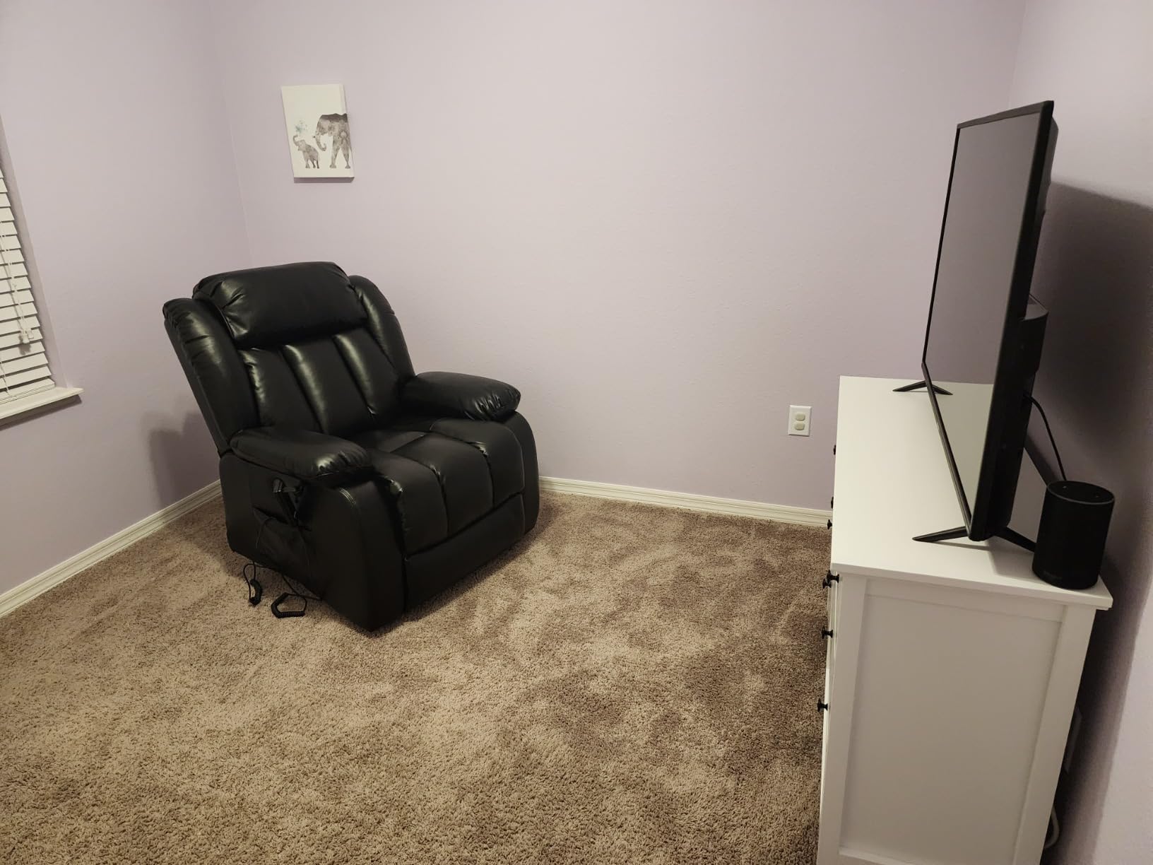 Dual Motor Power Lift Recliner Chair for Elderly, Infinite Position Lay Flat Lift Chair with Massage and Heat,Extended Footrest, Leather, USB Ports, Cup Holders & Lumbar Pillow (Cream (Nailhead Trim)) customer photo 1