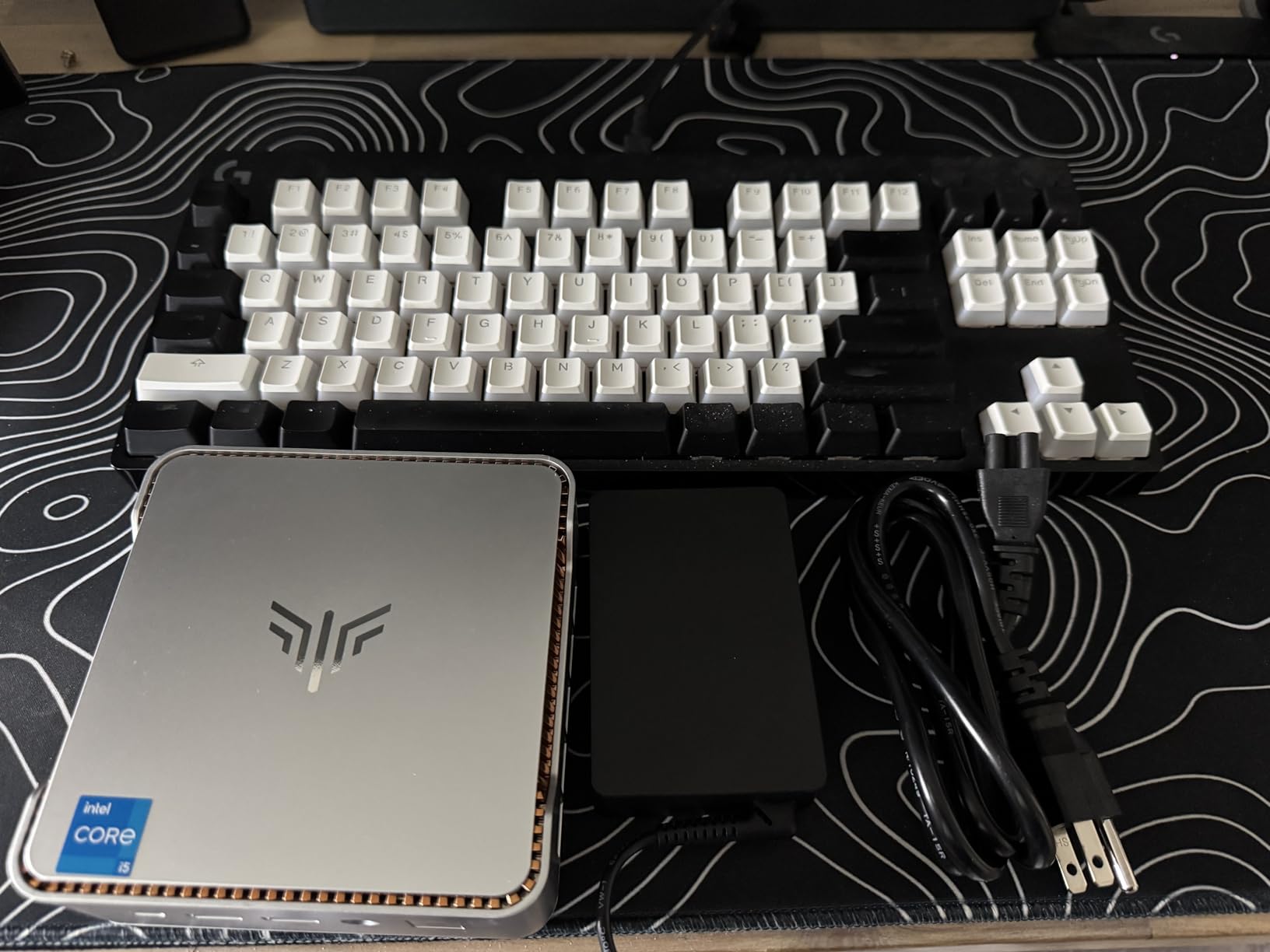 KAMRUI Pinova P2 Mini Gaming PC, Core i5-12600H(Beats 1185G7/12450H), 32GB DDR4 1TB SSD Mini PC, 12C/16T, 4.5GHz, 4K Triple Display(DP+HDMI+USB-C)/WiFi6/BT5.2 Mini Computers for Home/Office/Business customer photo 1