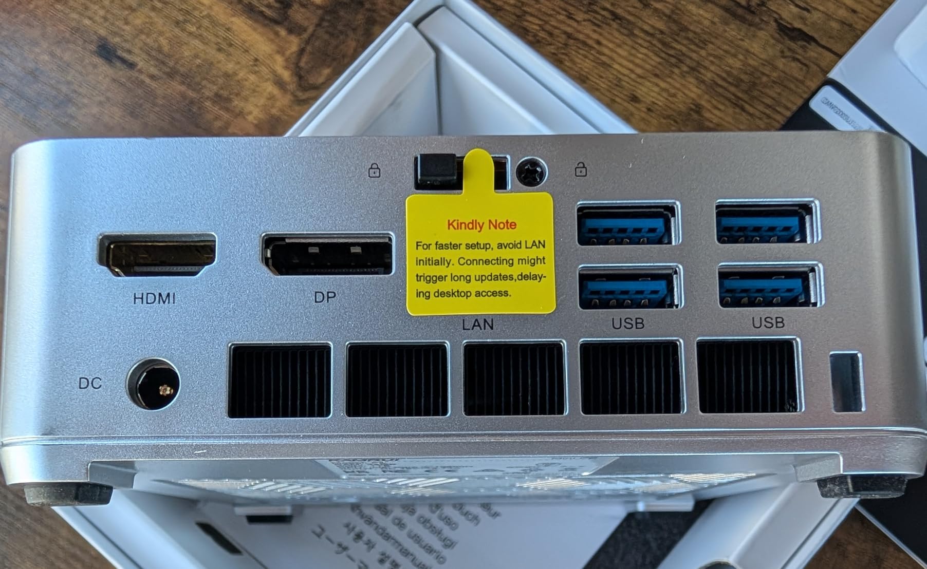 KAMRUI Pinova P2 Mini Gaming PC, Core i5-12600H(Beats 1185G7/12450H), 32GB DDR4 1TB SSD Mini PC, 12C/16T, 4.5GHz, 4K Triple Display(DP+HDMI+USB-C)/WiFi6/BT5.2 Mini Computers for Home/Office/Business customer photo 2