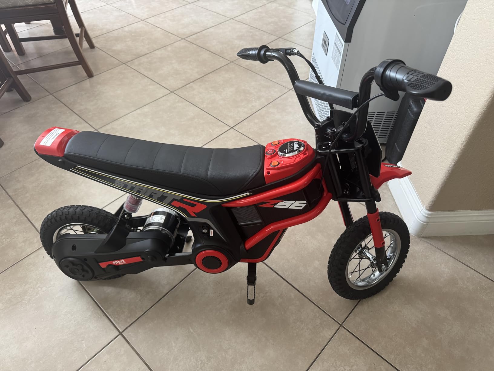 ELEMARA Electric Dirt Bike for Kids, 15.5 mph & 150lb Max, 350W Kids Motorcycle with Music & Bluetooth, Chain-Driven Motor, Twist-Grip Throttle & Hand-Operated Rear Brake, 12