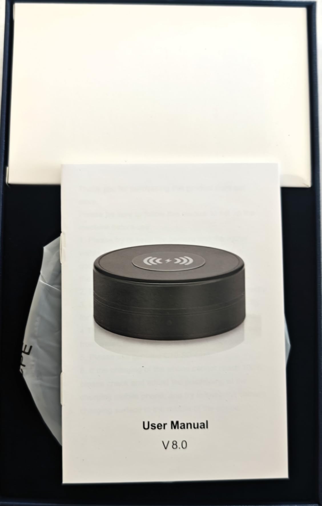 Hidden Camera with Wireless Charger - 1080P HD Security Camera, 160° Wide-Angle Lens, Motion Detection, Suitable for Home Security Monitoring of Babies/Pets/(2.4/5G) customer photo 1