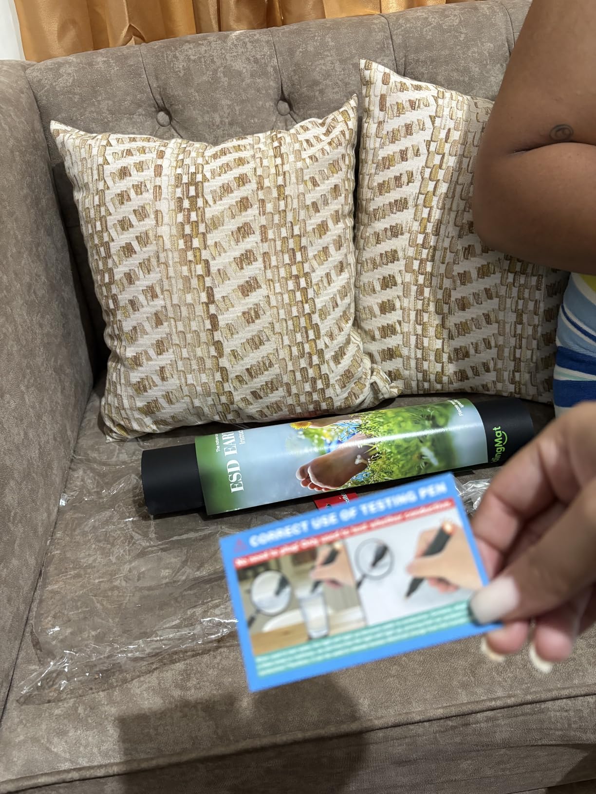 Grounding Mat for Bed, Enjoy The Grounding Effect Indoors, for Better Sleep, Pain and Stress Relief, PU Grounding Mat Set Comes with Grounding Cord and Test Pen customer photo 1
