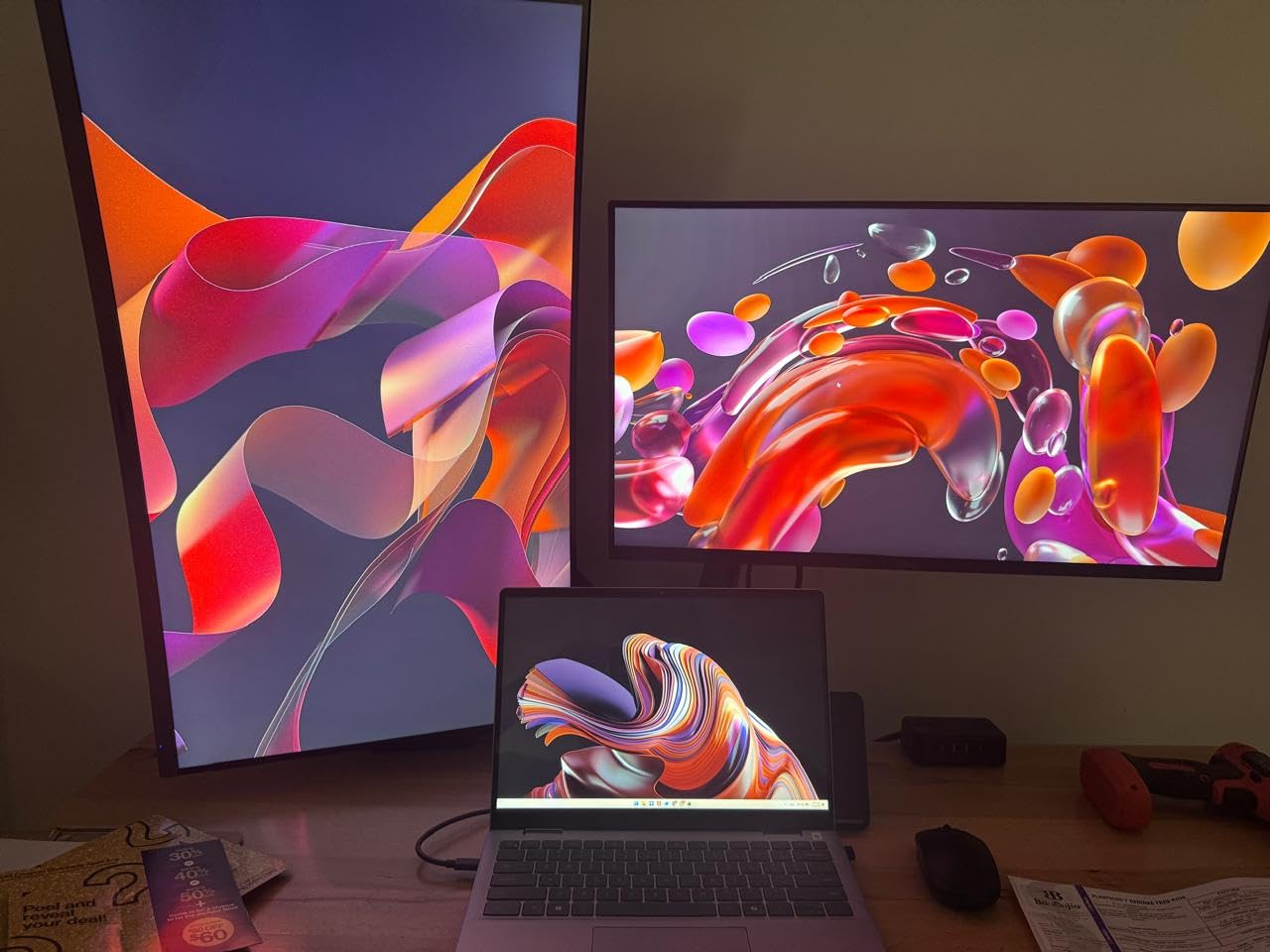 Dell 24 240Hz Gaming Monitor - SE2426HG - 23.8-inch FHD (1920x1080) 240Hz Display, in-Plane Switching (IPS) Technology, AMD FreeSync Premium, TUV 3-Star, 2X HDMI, DisplayPort 1.4, Tilt customer photo 1