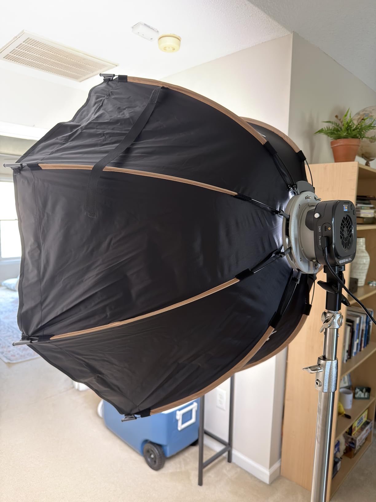 Amaran Halo 100X COB Led Video Light 100W Bi-Color 2700k-6500k, 4,890 lux @ 1m (Bare), Ultra-Compact Travel Light, USB-C PD Power, App/NFC Control, Bowens Mount for YouTube TikTok Studio customer photo 1