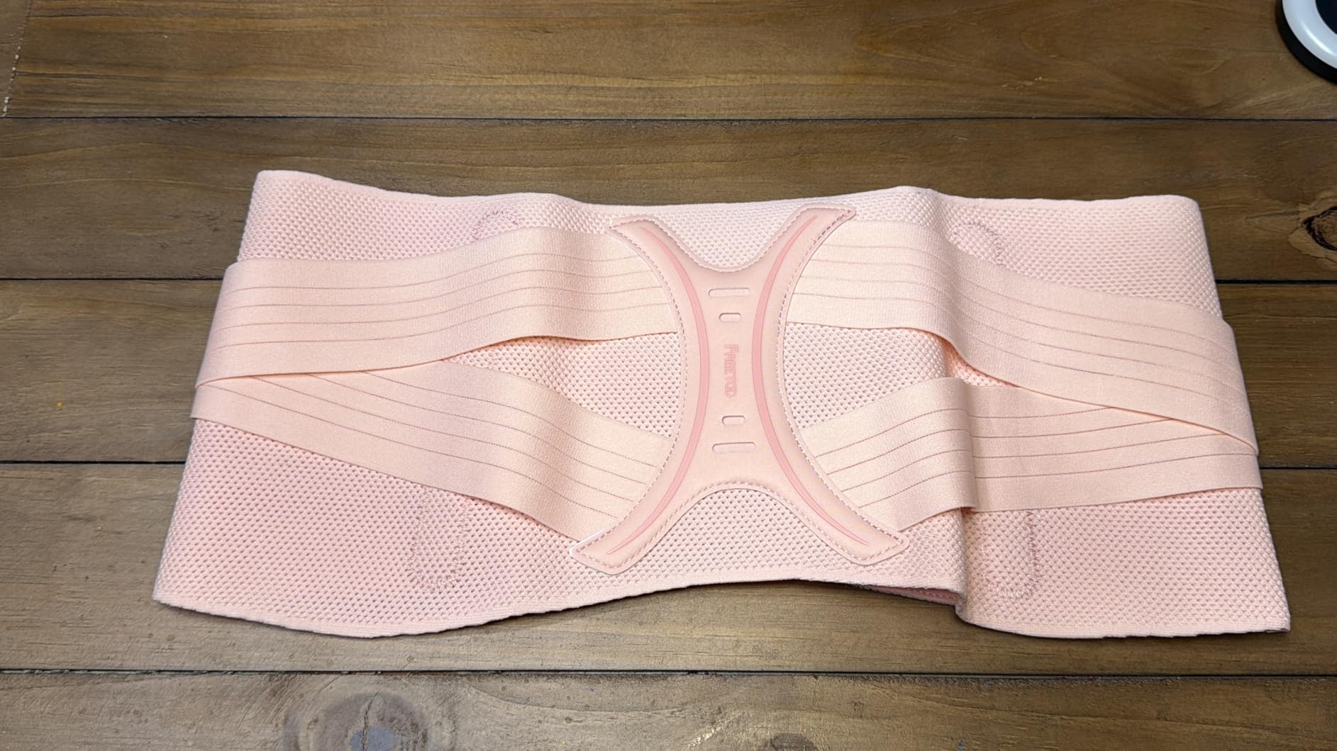 FREETOO Postpartum Belly Band Wrap for Women, Abdominal Binder Post Surgery, for Natural Delivery, C Section Belly Binder Post Partum, Stomach Binder Postpartum with Adjustable Compression, M, Pink customer photo 1