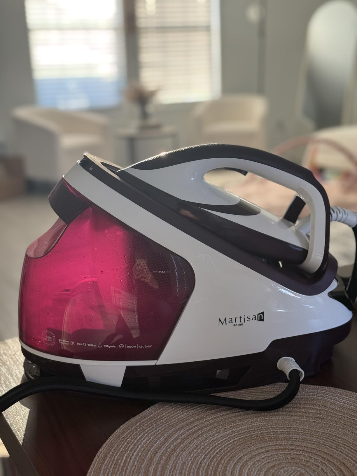 Martisan Cordless Iron for Clothes, 1500W, Wireless, Rapid Heating, Retractable Cord, Power Charging Base, Ceramic Soleplate, Anti-calc, Anti-drip, Self Clean customer photo 1