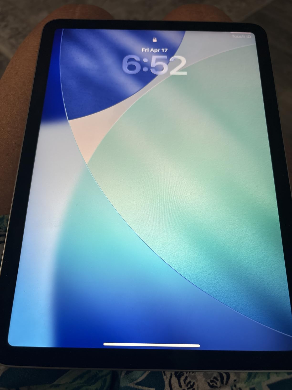 iPad Air 11-inch (M4): Liquid Retina Display, 256GB, 12MP Front/Back Camera, Wi-Fi 7 with Apple N1, Touch ID, All-Day Battery Life - Space Gray customer photo 1