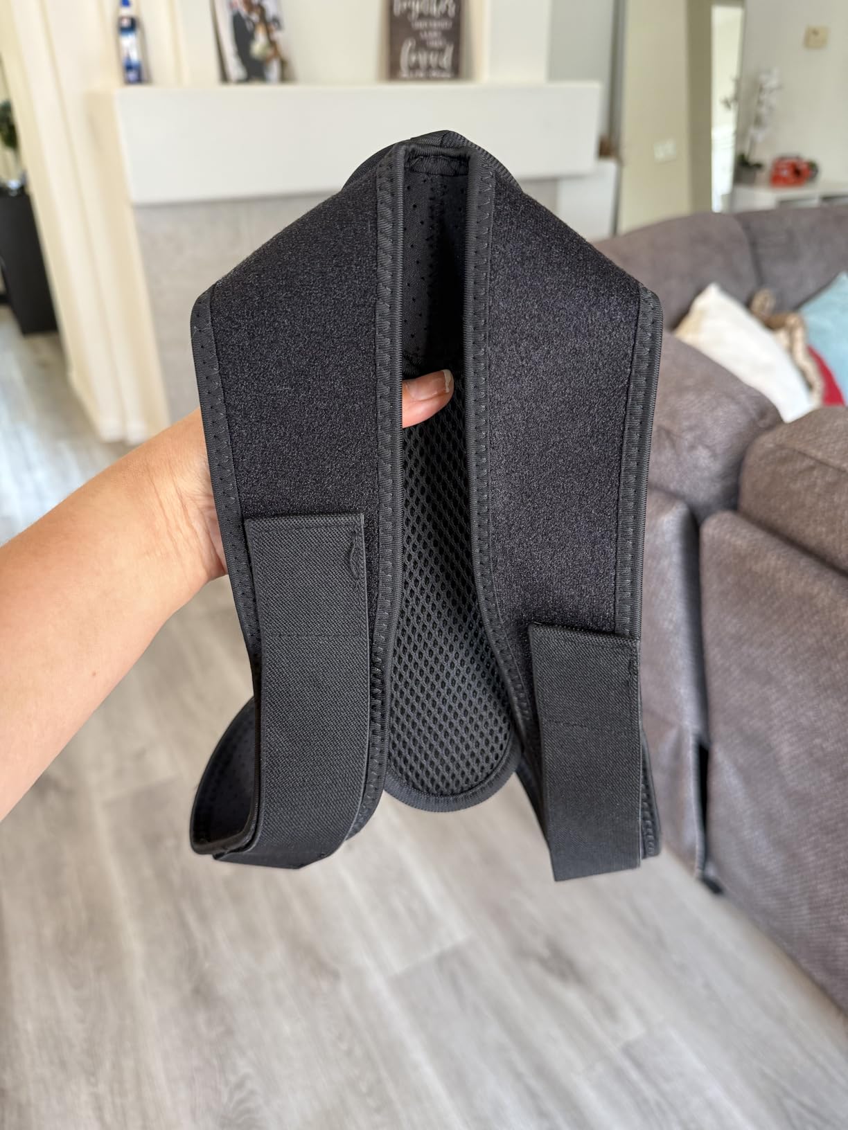 Posture Corrector for Women and Men, Back Brace Adjustable Upper Posture Support, Back Support, Comfortable Back Straightener Support for Clavicle Support, and Providing Pain Relief from Neck customer photo 2
