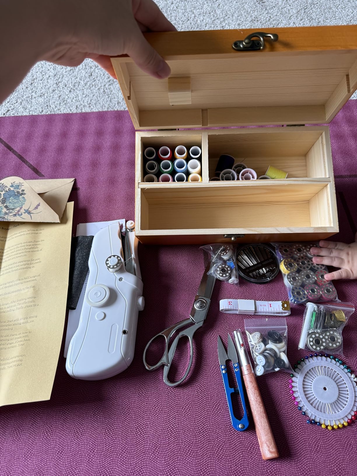 Handheld Sewing Machine with Exquisite Wooden Storage Box & 142-Piece Sewing Kit - Electric Switch, Dual Power Supply customer photo 1