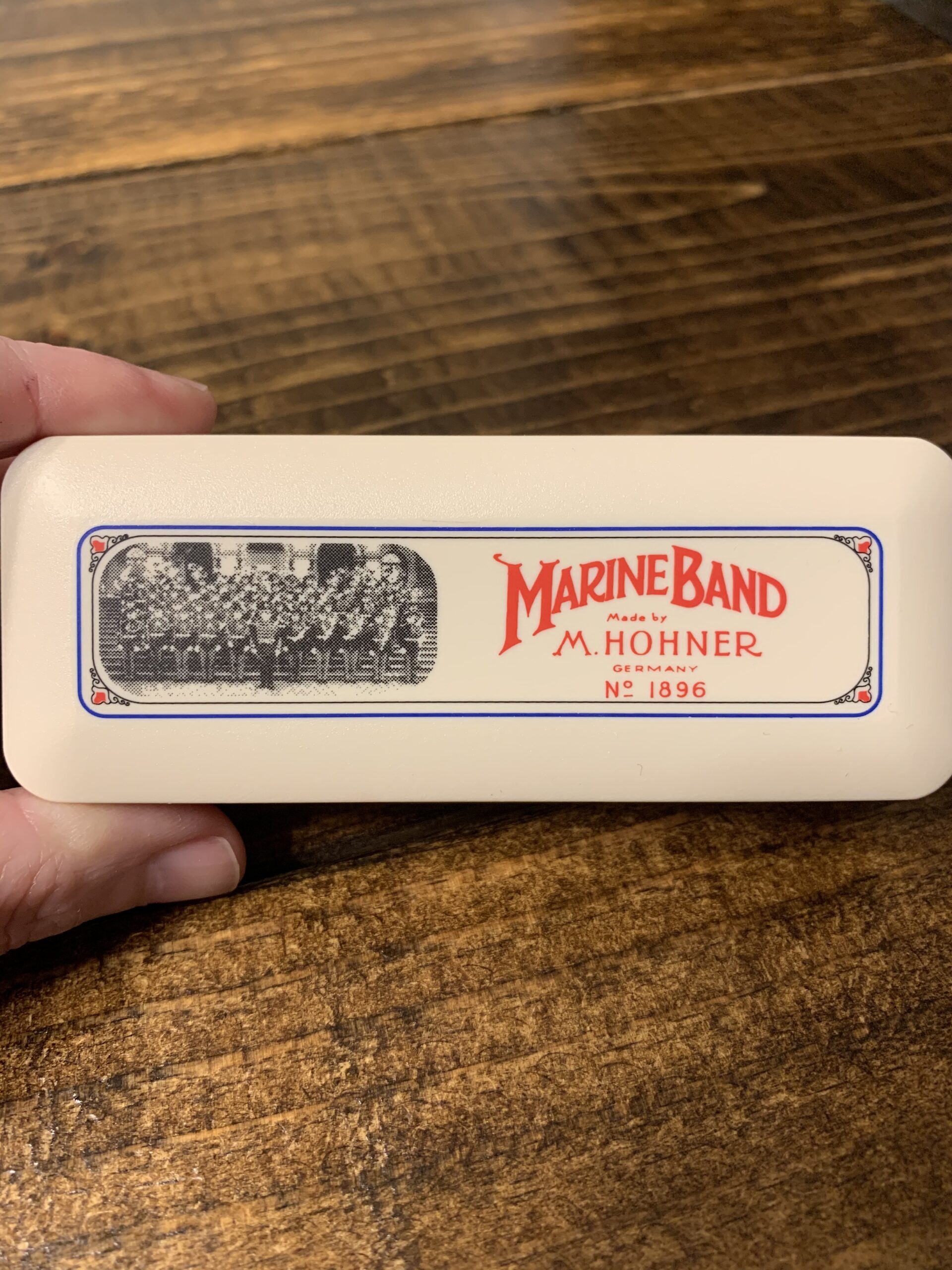 Hohner 1896BX Marine Band Harmonica Key of C with Brass Reedplates and Pearwood Comb customer photo 2