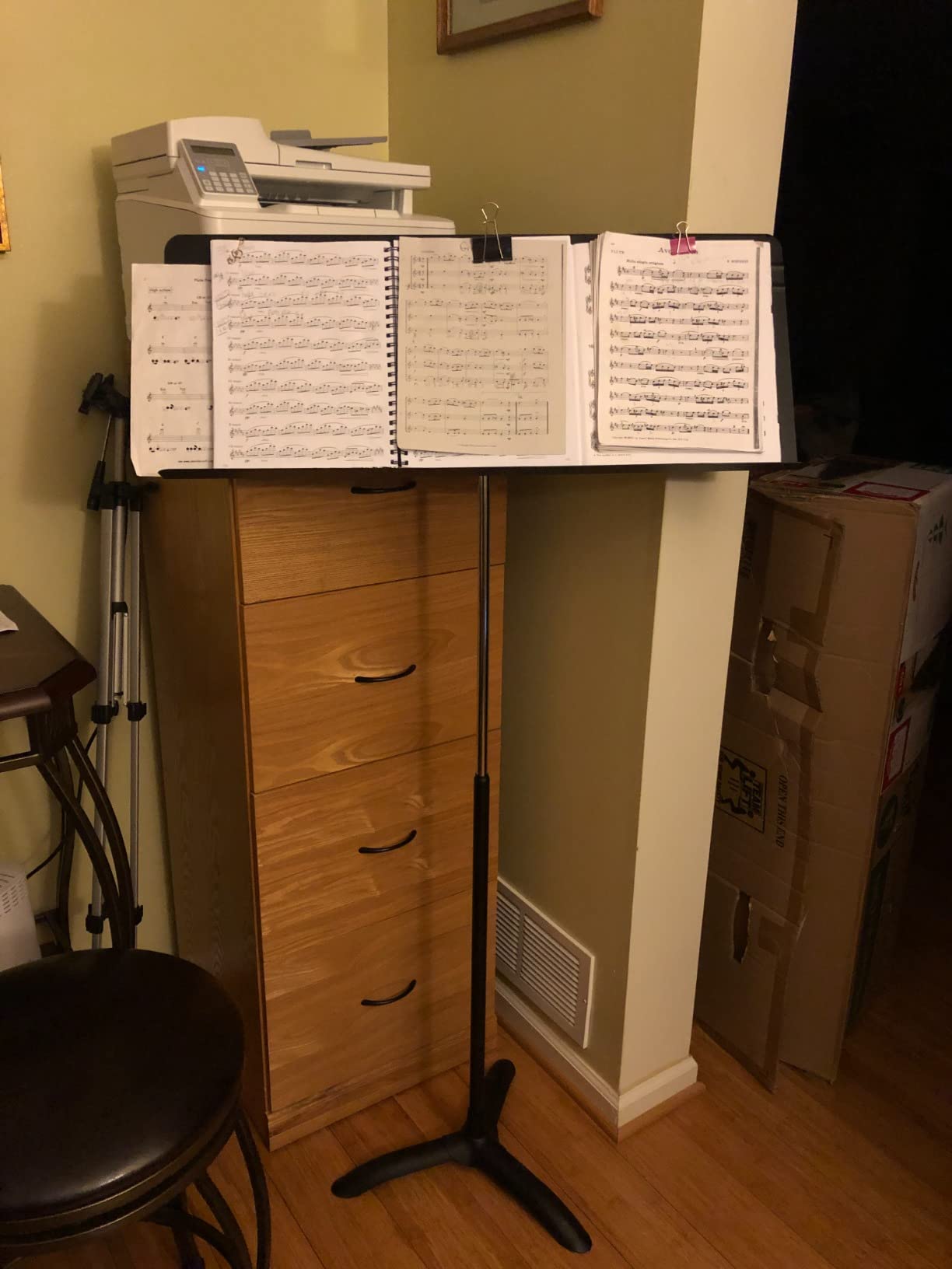 Manhasset Fourscore Music Stand - Extra-Wide 32