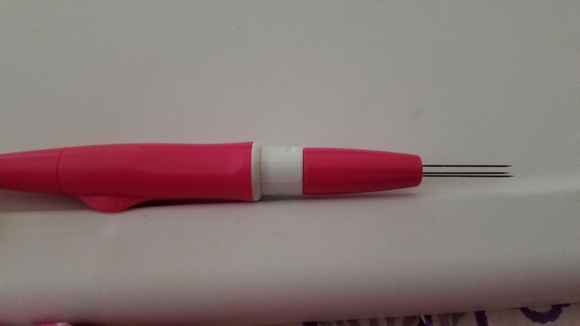 Clover 507079 Pen Style Needle Felting Tool - Original Version customer photo 2