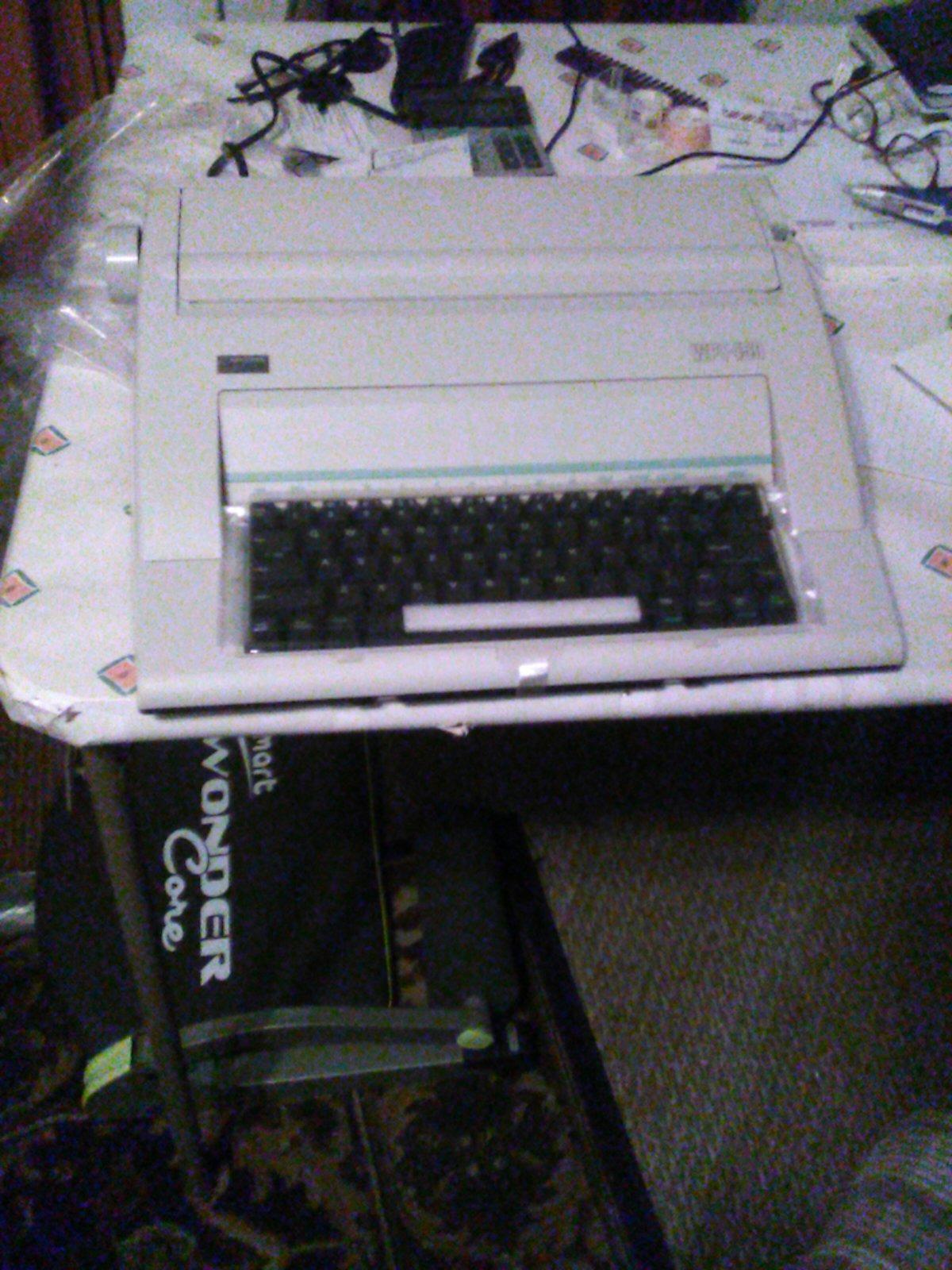 Nakajima WPT-150 Electronic Typewriter customer photo 1