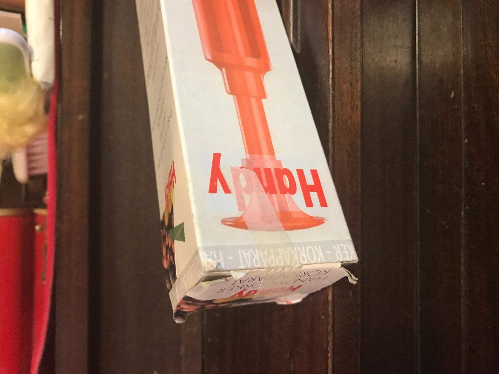 Plastic Plunger Corker customer photo 2