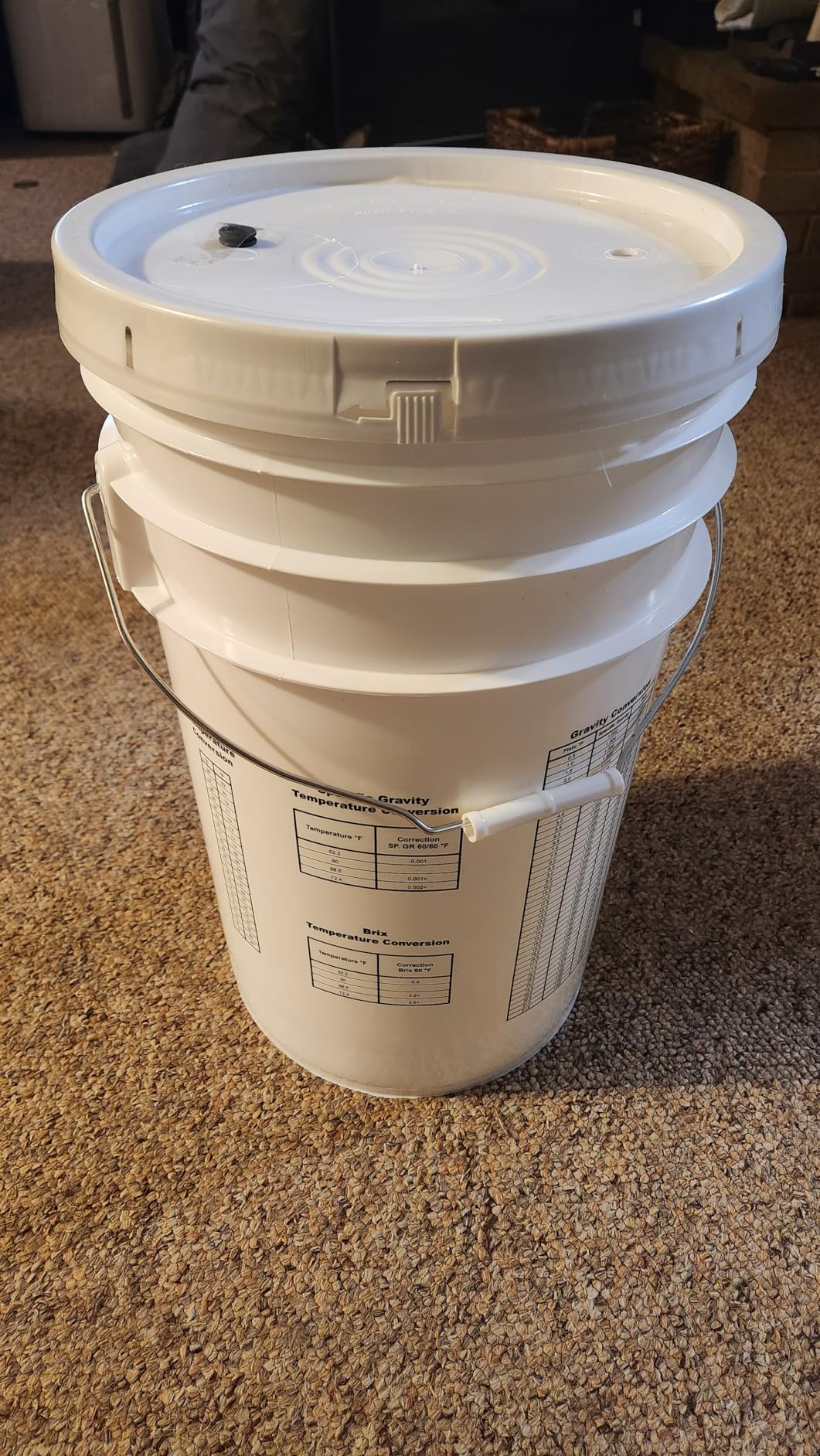Fastrack 6.5 Gallon Fermenting Bucket with Lid - 100% Food Grade BPA Free customer photo 2