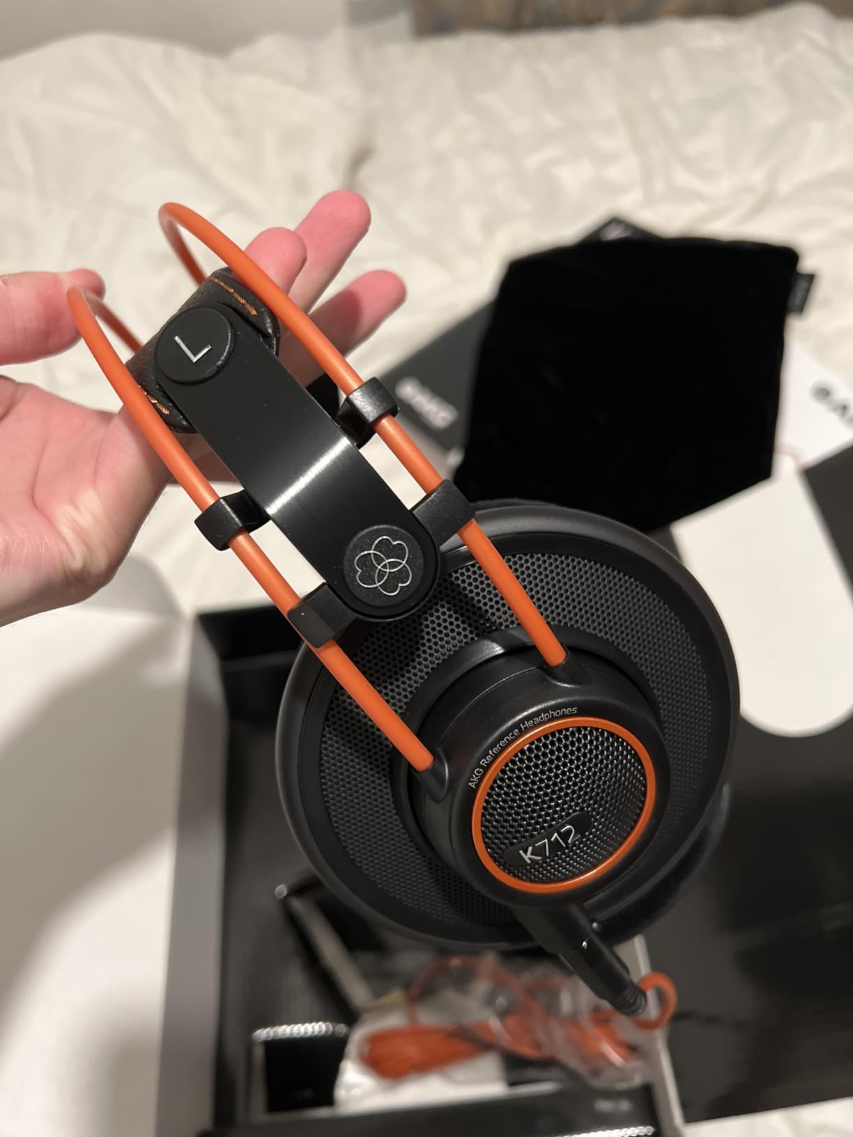 AKG Pro Audio K712 PRO Over-Ear Open-Back Reference Studio Headphones customer photo 2