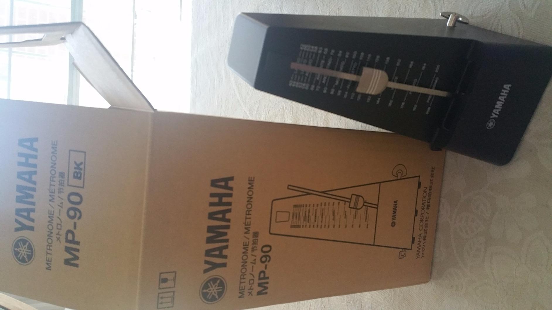 Yamaha MP-90BK Metronome Black Classic Triangular Pyramid Style customer photo 1