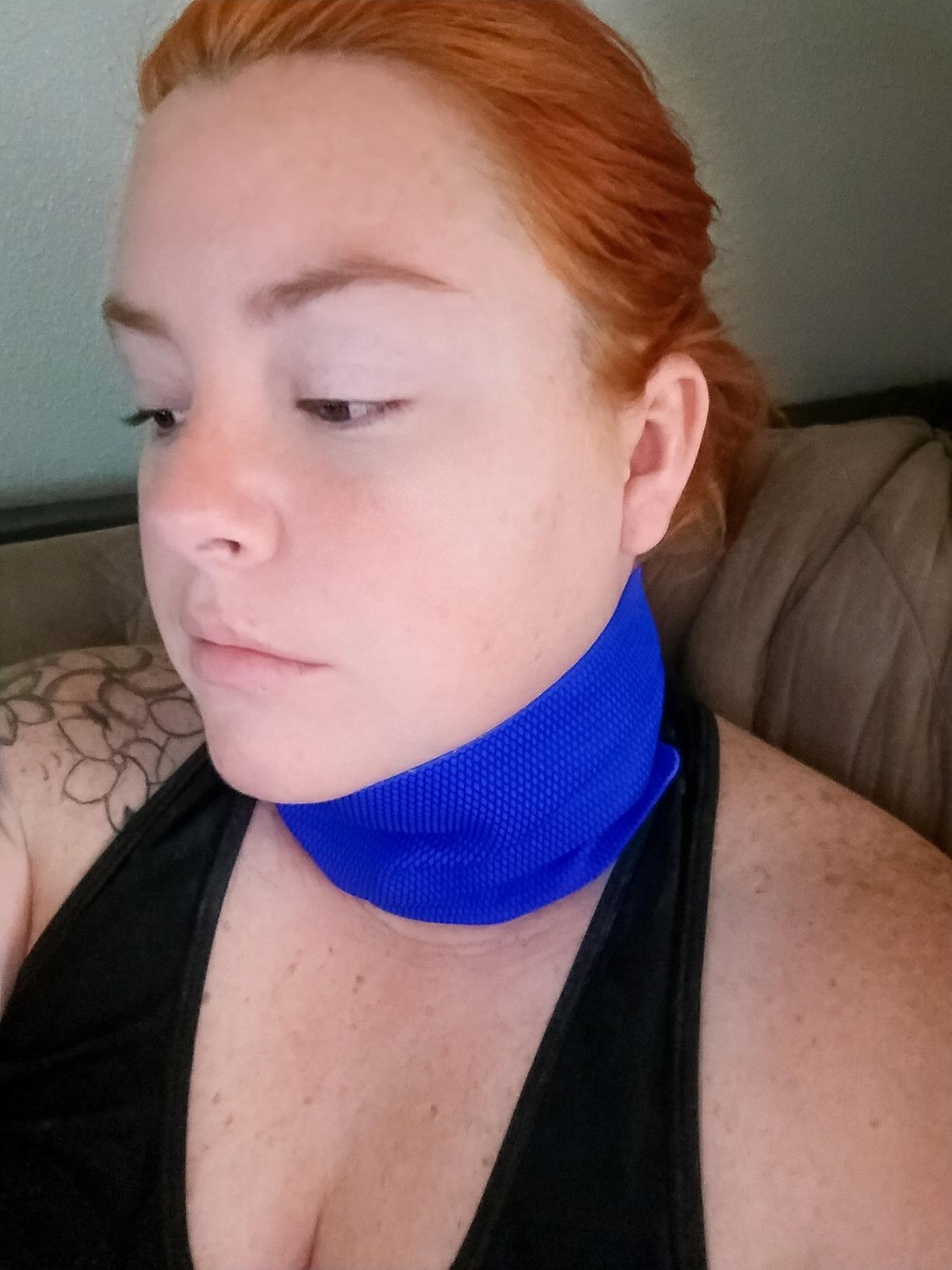 Ergodyne Chill Its 6603 Cooling Neck Wrap, Long Lasting Cooling Relief,Blue 4