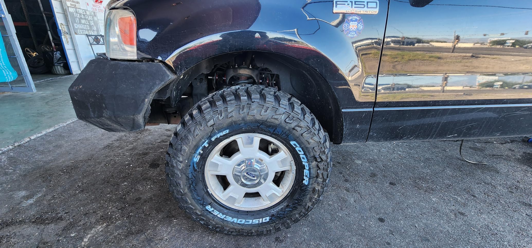 Cooper Discoverer STT Pro All-Season Mud Terrain Tire customer photo 2